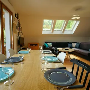  Hébergement de vacances Les Aravis - Pour 6 Personnes à 5min Du